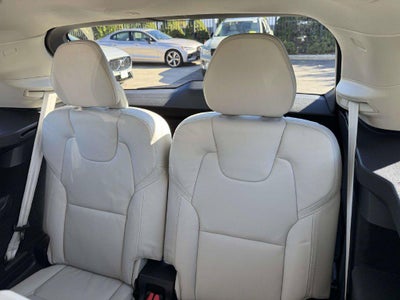 2024 Volvo XC90 Recharge Plug-In Hybrid T8 Ultimate Bright Theme 7-Seater