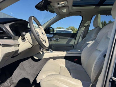 2024 Volvo XC90 Recharge Plug-In Hybrid T8 Ultimate Bright Theme 7-Seater