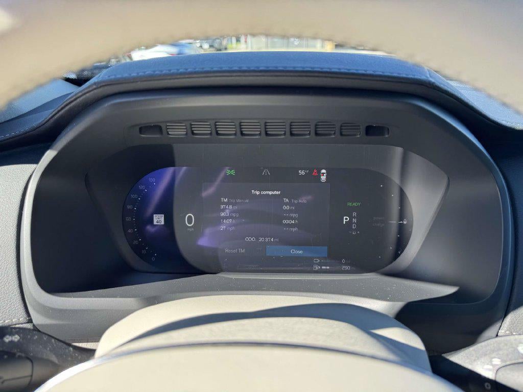 2024 Volvo XC90 Recharge Plug-In Hybrid T8 Ultimate Bright Theme 7-Seater