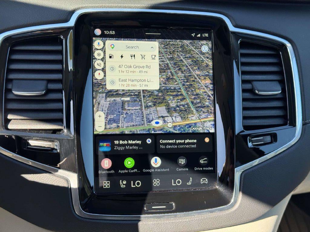 2024 Volvo XC90 Recharge Plug-In Hybrid T8 Ultimate Bright Theme 7-Seater