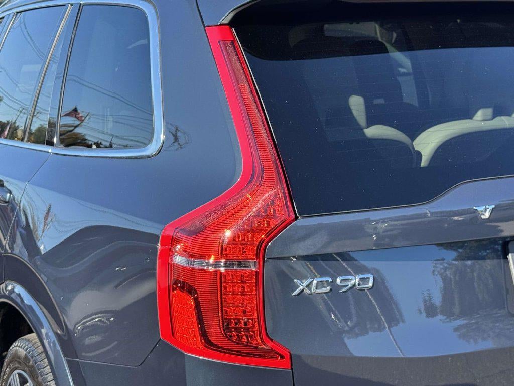 2024 Volvo XC90 Recharge Plug-In Hybrid T8 Ultimate Bright Theme 7-Seater
