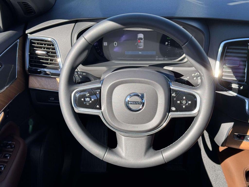 2023 Volvo XC90 Recharge Plug-In Hybrid T8 Plus Bright Theme 7-Seater