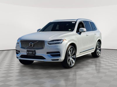 2023 Volvo XC90 Recharge Plug-In Hybrid T8 Plus Bright Theme 7-Seater