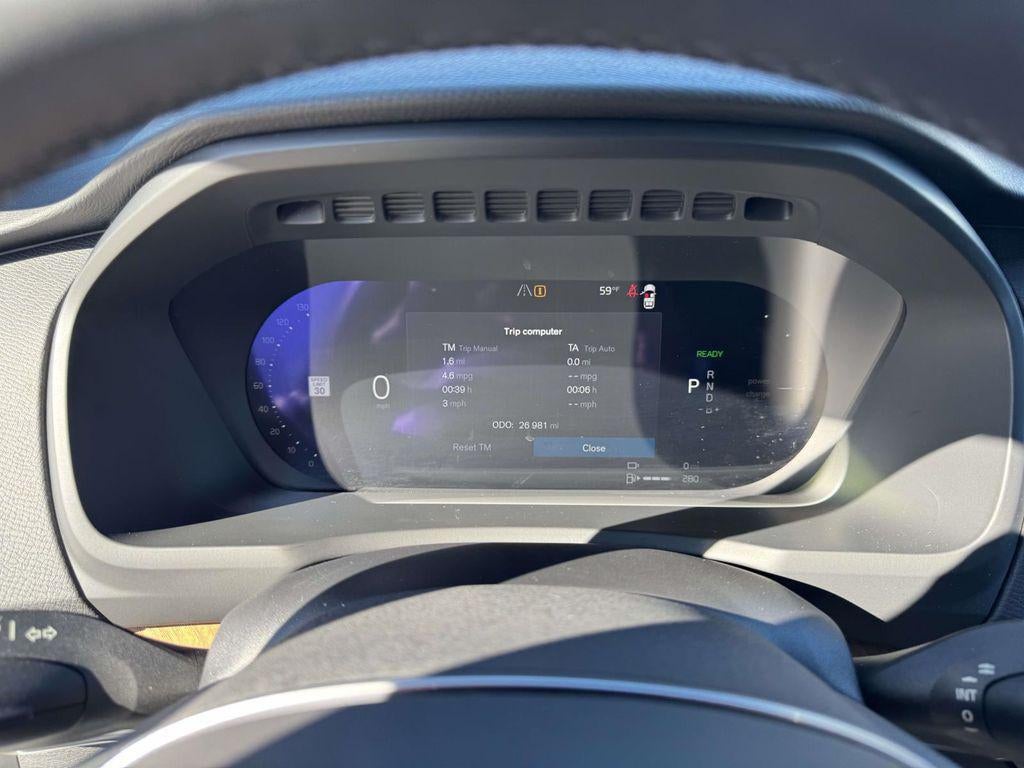 2023 Volvo XC90 Recharge Plug-In Hybrid T8 Plus Bright Theme 7-Seater