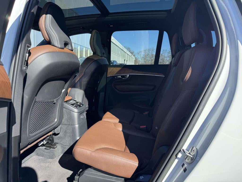 2023 Volvo XC90 Recharge Plug-In Hybrid T8 Plus Bright Theme 7-Seater