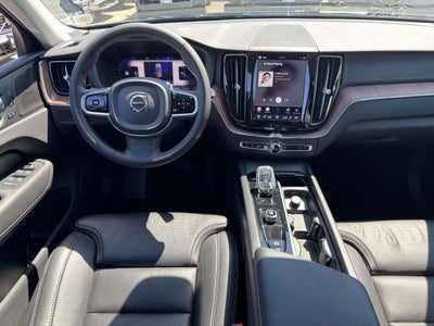 2024 Volvo XC60 Recharge Plug-In Hybrid T8 Ultimate Dark Theme
