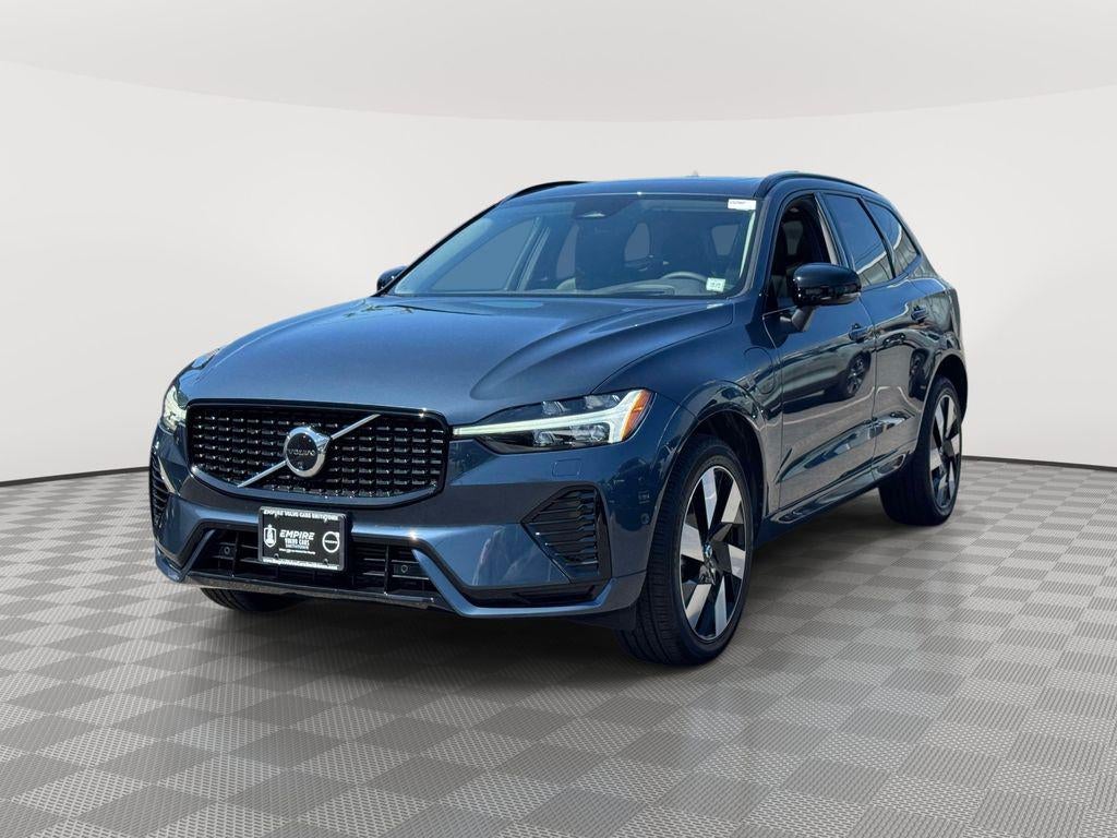 2024 Volvo XC60 Recharge Plug-In Hybrid T8 Ultimate Dark Theme