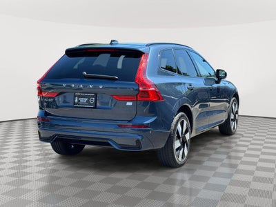 2024 Volvo XC60 Recharge Plug-In Hybrid T8 Ultimate Dark Theme