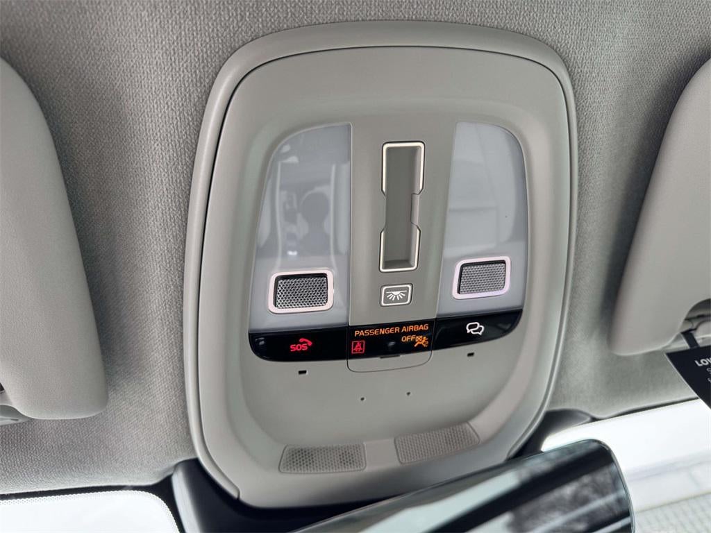 2026 Volvo XC90 Plug-In Hybrid T8 Plus 6-Seater