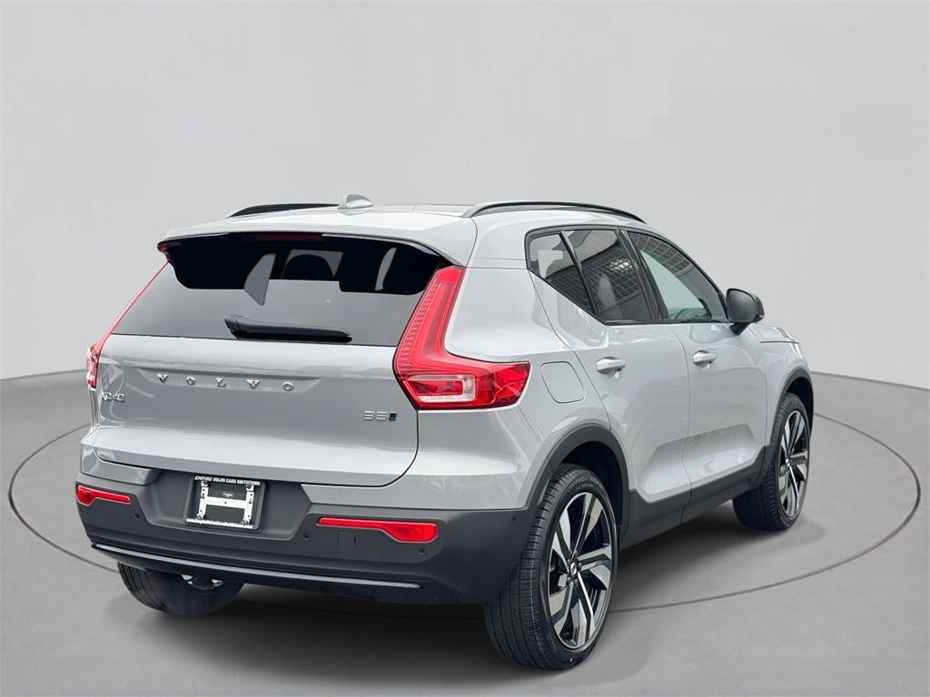 2026 Volvo XC90 Plug-In Hybrid T8 Plus 6-Seater
