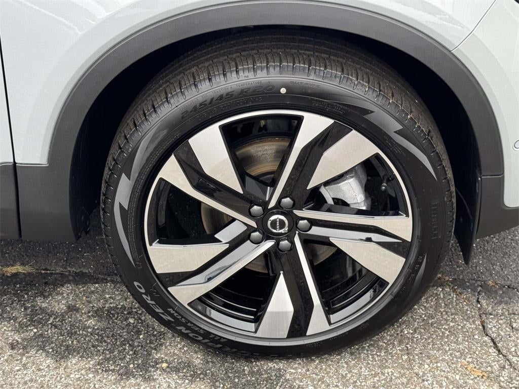 2026 Volvo XC90 Plug-In Hybrid T8 Plus 6-Seater