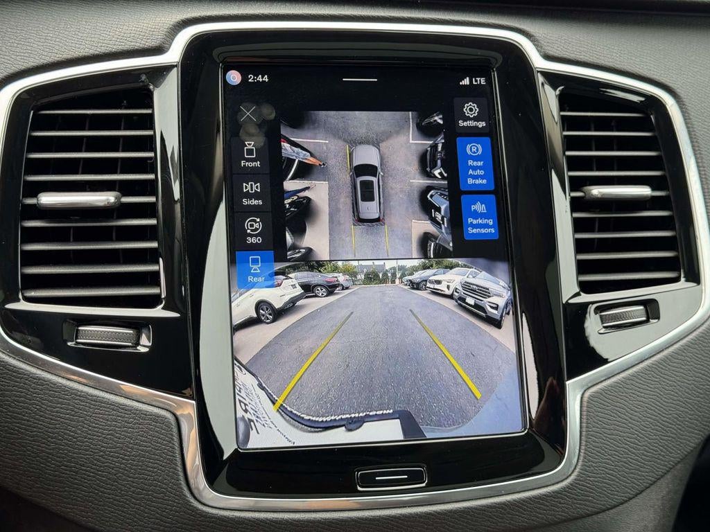 2025 Volvo XC90 Plug-In Hybrid T8 Plus 7-Seater
