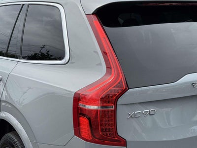 2025 Volvo XC90 Plug-In Hybrid T8 Plus 7-Seater