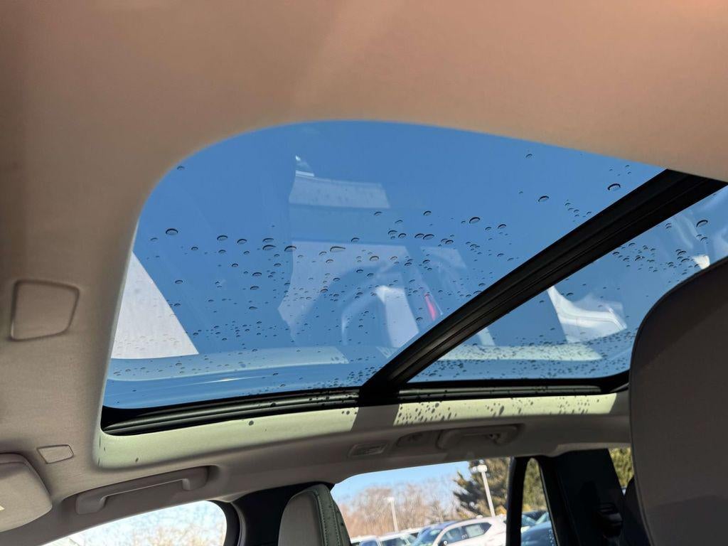 2026 Volvo XC90 Plug-In Hybrid Plus, T8 AWD, Electric/Gasoline, Bright, 7 Seats