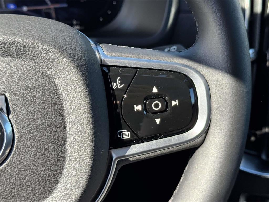 2026 Volvo XC90 Plug-In Hybrid Plus, T8 AWD, Electric/Gasoline, Bright, 7 Seats