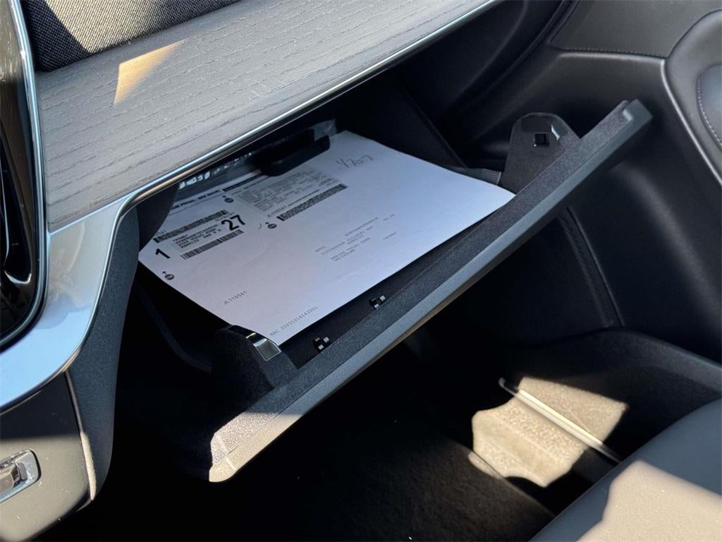 2026 Volvo XC90 Plug-In Hybrid Plus, T8 AWD, Electric/Gasoline, Bright, 7 Seats