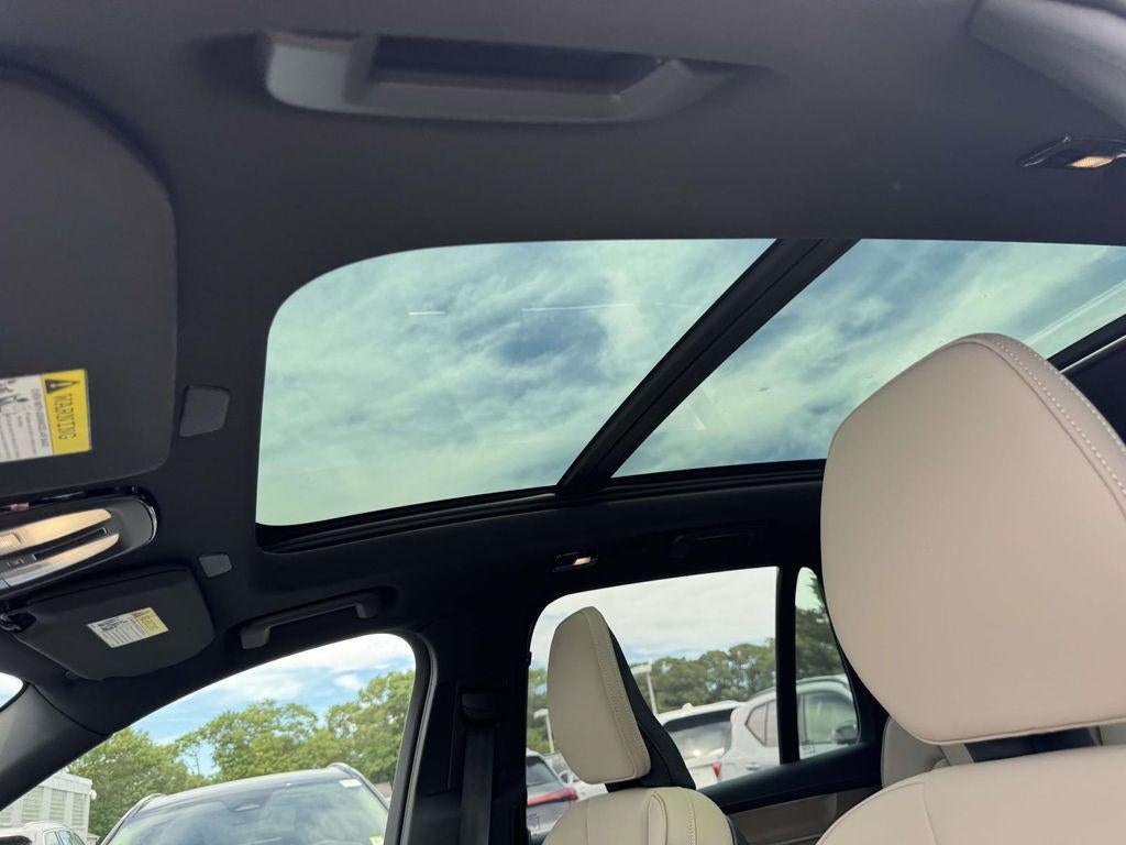 2026 Volvo XC90 Plug-In Hybrid Plus, T8 AWD, Electric/Gasoline, Bright, 7 Seats