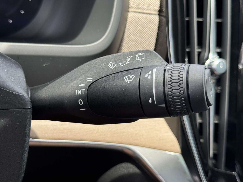 2026 Volvo XC90 Plug-In Hybrid Plus, T8 AWD, Electric/Gasoline, Bright, 7 Seats