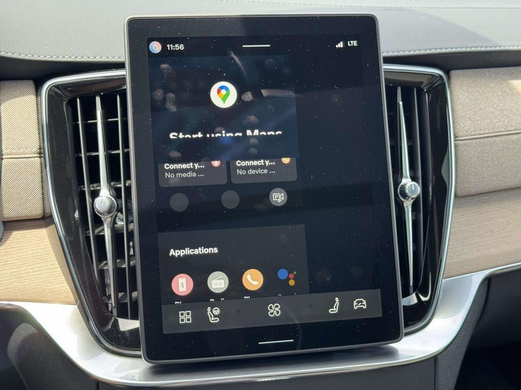 2026 Volvo XC90 Plug-In Hybrid Plus, T8 AWD, Electric/Gasoline, Bright, 7 Seats