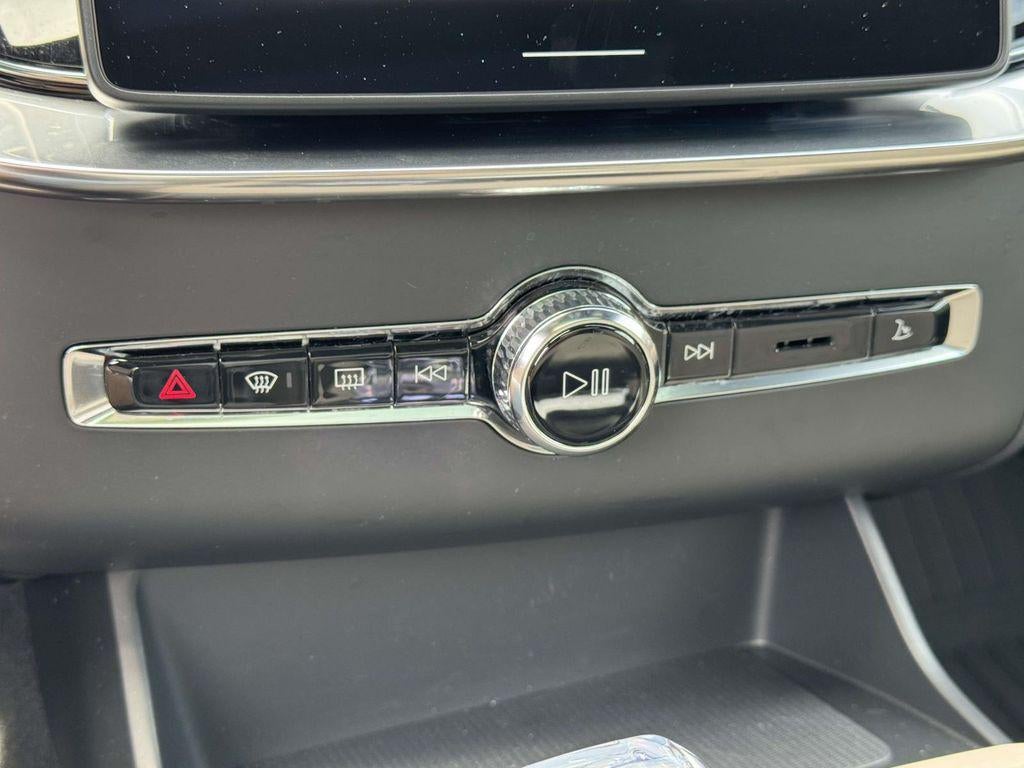 2026 Volvo XC90 Plug-In Hybrid Plus, T8 AWD, Electric/Gasoline, Bright, 7 Seats