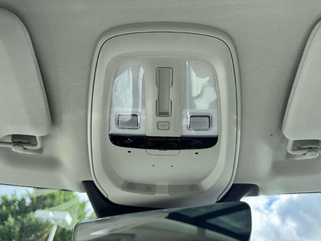 2025 Volvo Plug-In XC90 Híbrido T8 Ultra 7-Seater