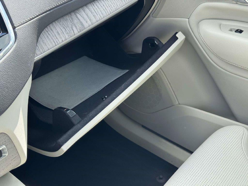 2025 Volvo Plug-In XC90 Híbrido T8 Ultra 7-Seater