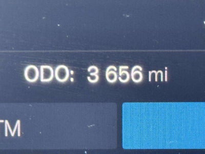 2026 Volvo XC40 Plus, B4 FWD Gas (mild hybrid), Dark