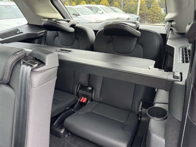 2024 Volvo XC90 B5 Plus Bright Theme