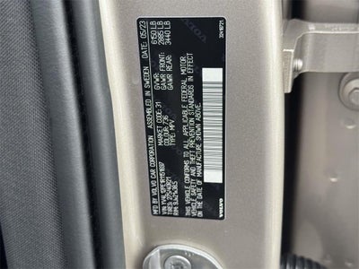 2024 Volvo XC90 B5 Plus Bright Theme