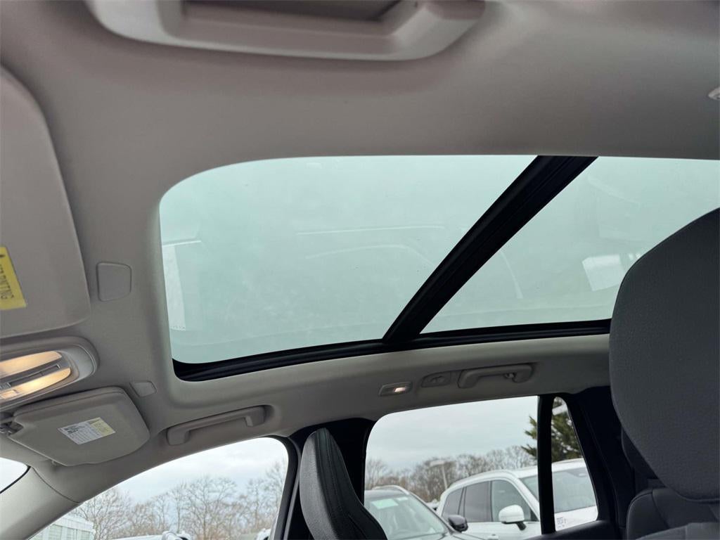 2024 Volvo XC90 B5 Plus Bright Theme