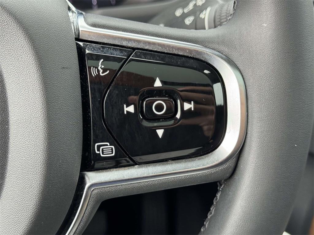 2024 Volvo XC90 B5 Plus Bright Theme