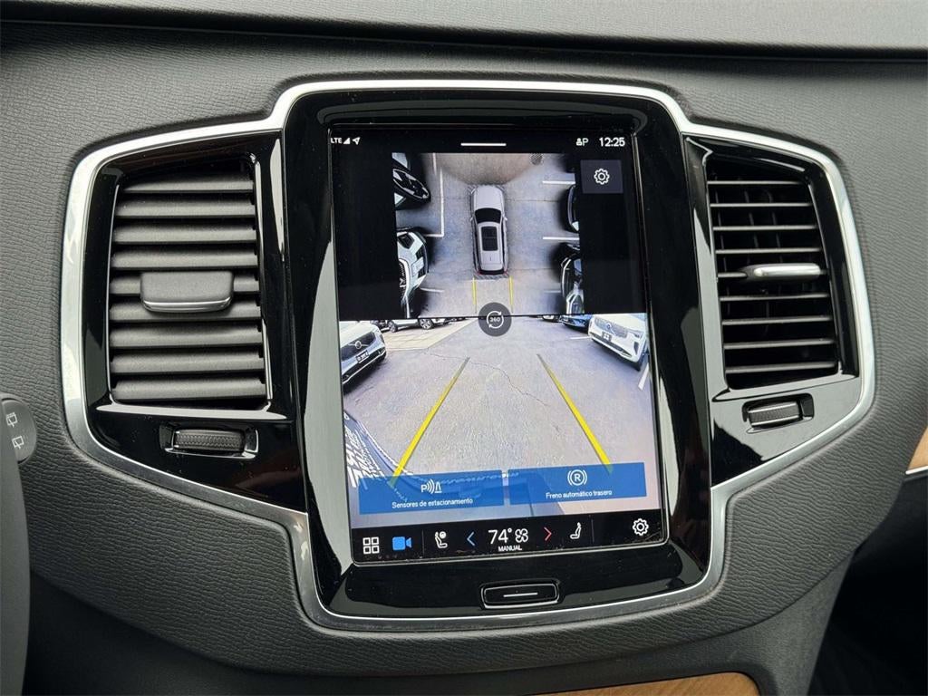 2024 Volvo XC90 B5 Plus Bright Theme