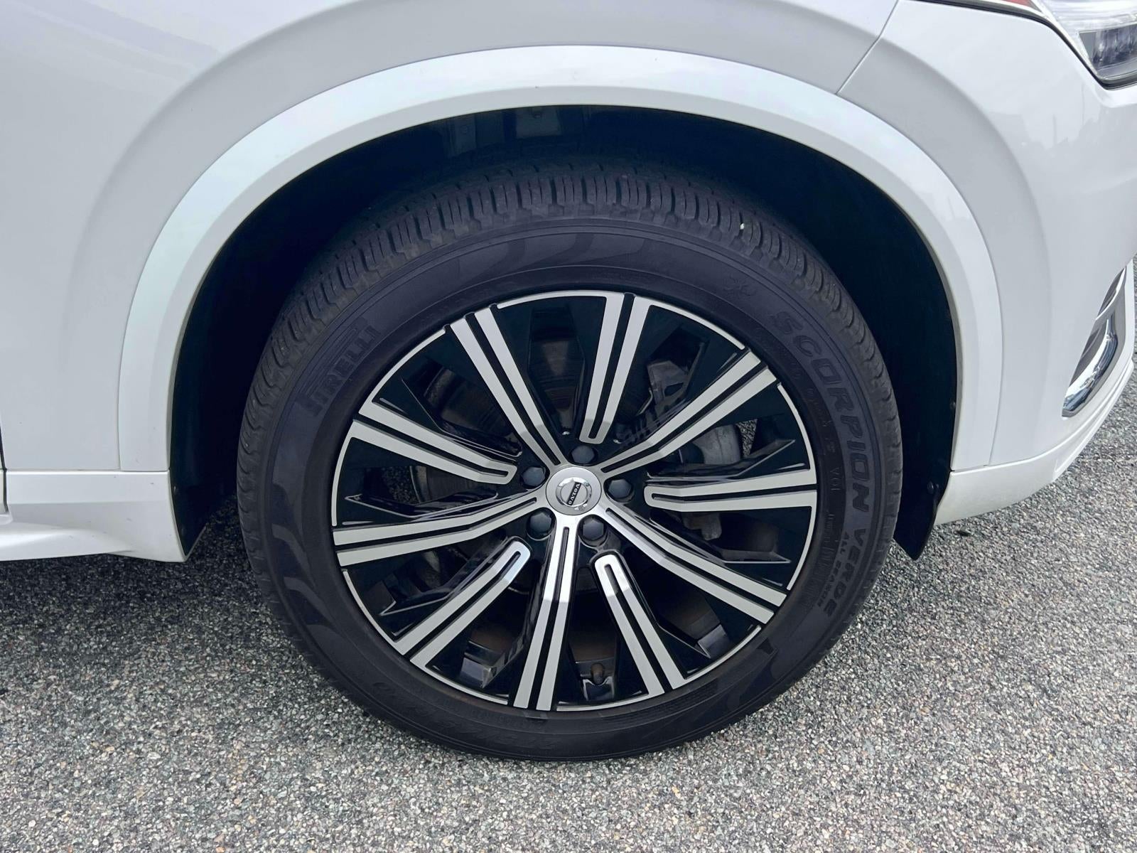 2024 Volvo XC90 B5 Core Bright Theme