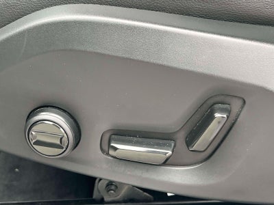 2024 Volvo XC90 B5 Core Bright Theme