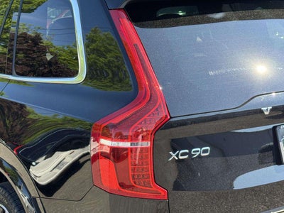 2023 Volvo XC90 B5 Plus