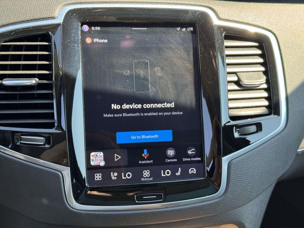 2023 Volvo XC90 B5 Plus