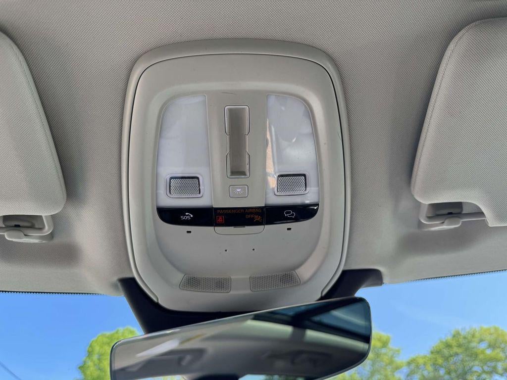 2023 Volvo XC90 B5 Plus