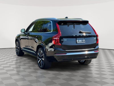 2023 Volvo XC90 B5 Plus