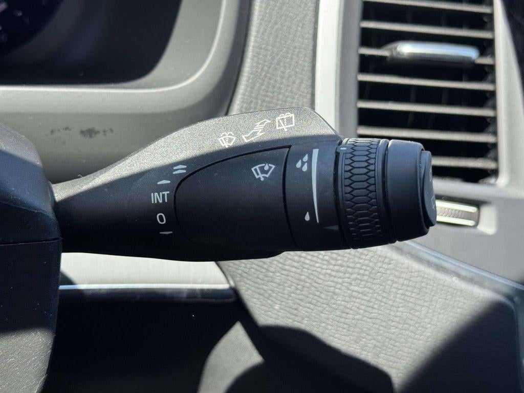 2023 Volvo XC90 B5 Core