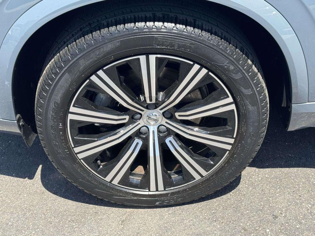 2023 Volvo XC90 B5 Core