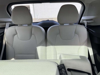 2023 Volvo XC90 B5 Core