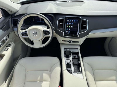 2023 Volvo XC90 B5 Core