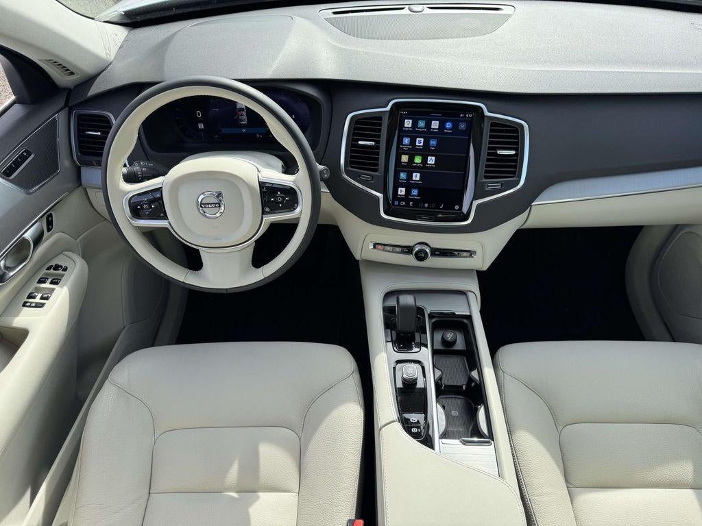 2023 Volvo XC90 B5 Core