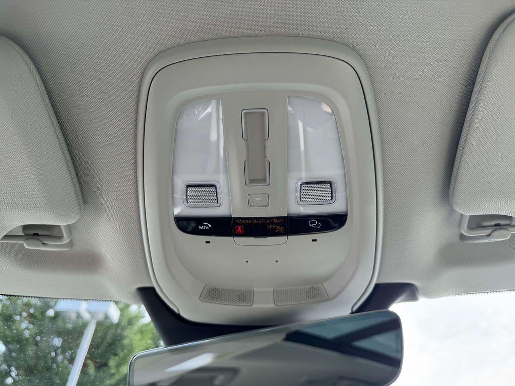 2023 Volvo XC90 B5 Core