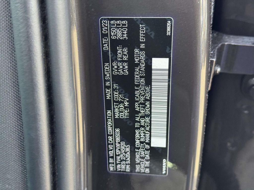 2023 Volvo XC90 B5 Core