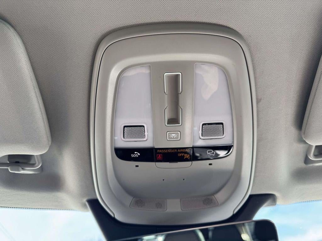 2023 Volvo XC90 B5 Core