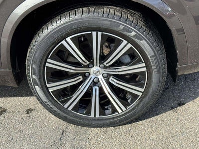 2023 Volvo XC90 B5 Core