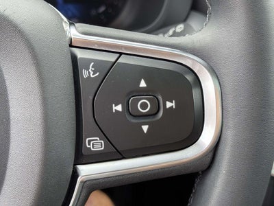2024 Volvo XC60 B5 Core Dark Theme