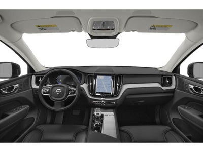 2022 Volvo XC60 B5 Momentum