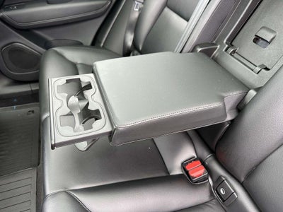 2024 Volvo XC60 B5 Core Dark Theme